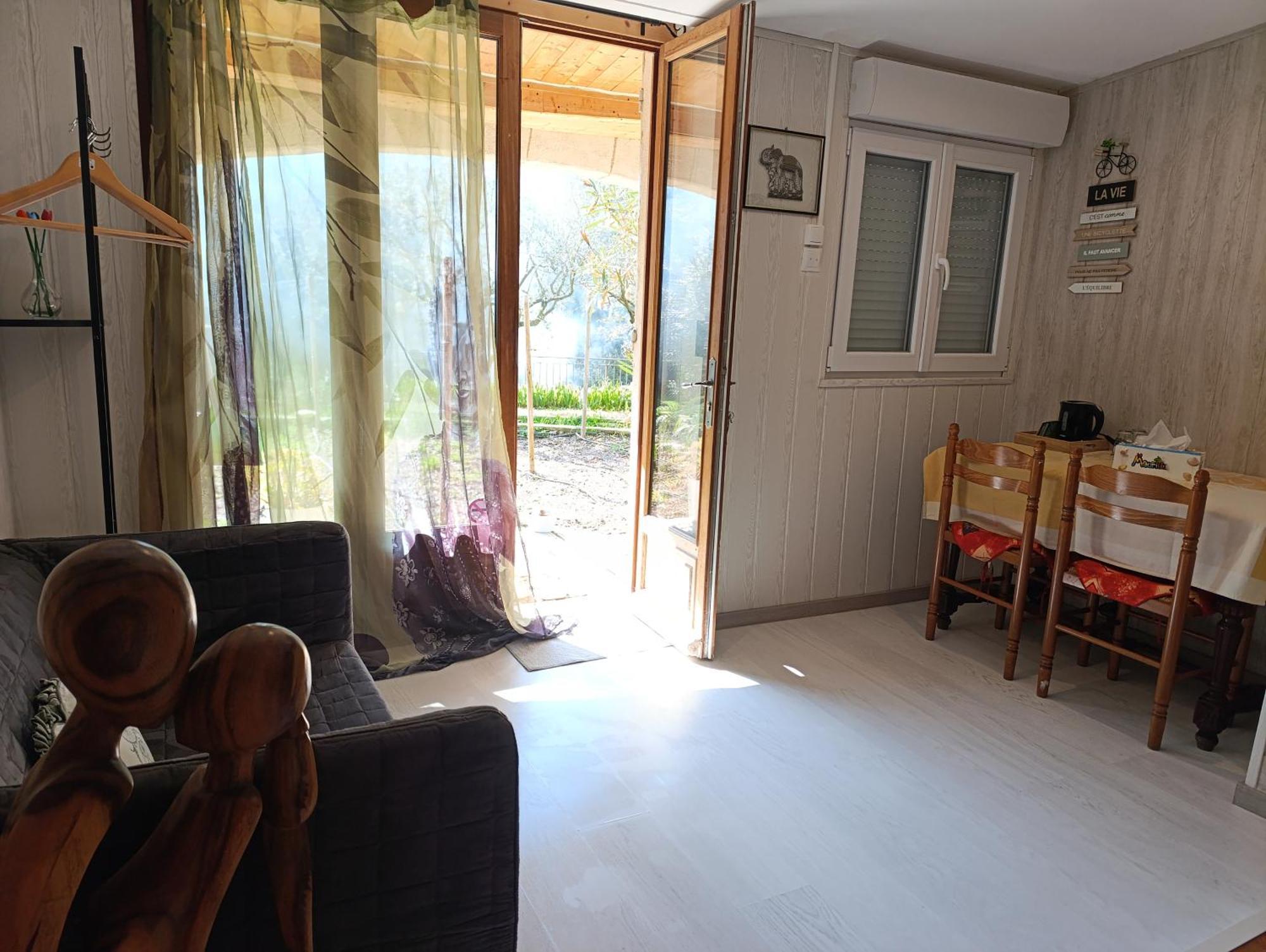 Le Frangipanier Hotel Le Barroux Phòng bức ảnh